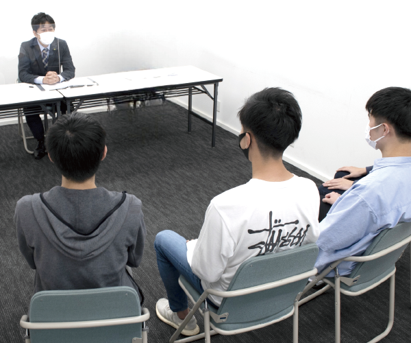 グループ面接指導の様子